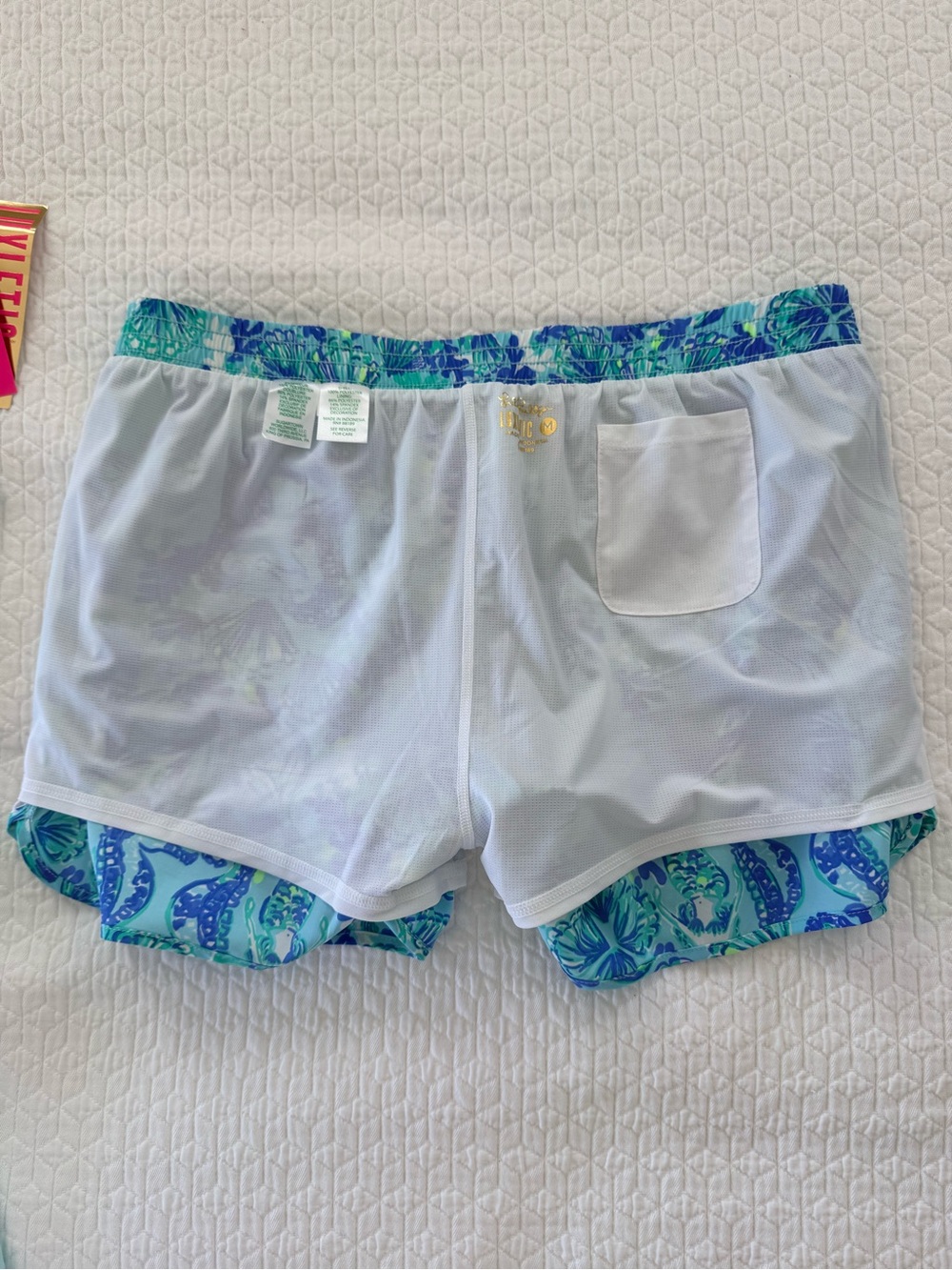 S- Lilly Pulitzer Seafoam Racerback Tank and M- Ocean Trail Shorts - Picture 12 of 12